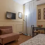Piazza Navona & Pantheon Central Apartment